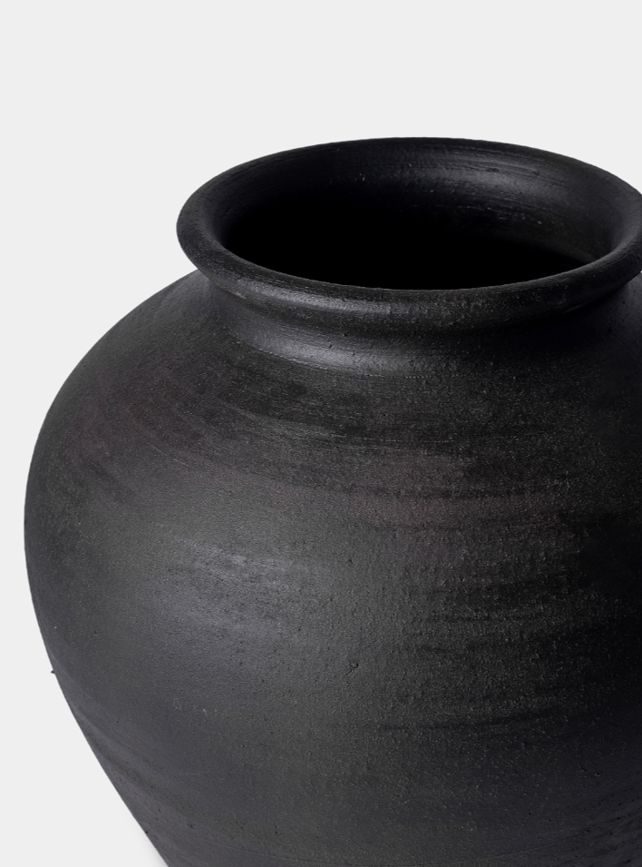 Santiago Vase